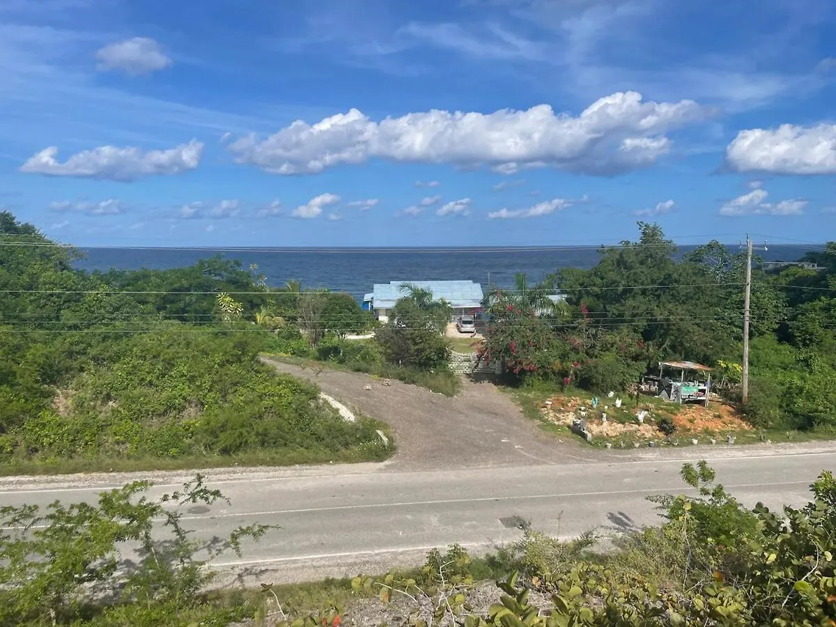 Charming 5-Bedroom Rustic Villa Steps From A Private Beach Lucea 0*,  Jamajka
