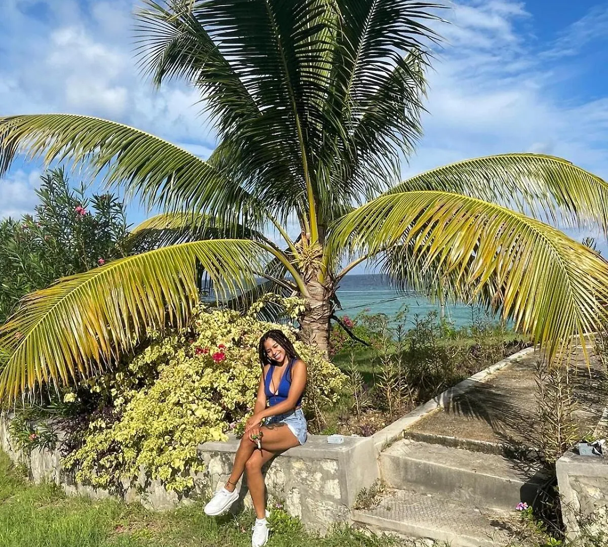 Charming 5-Bedroom Rustic Villa Steps From A Private Beach Lucea